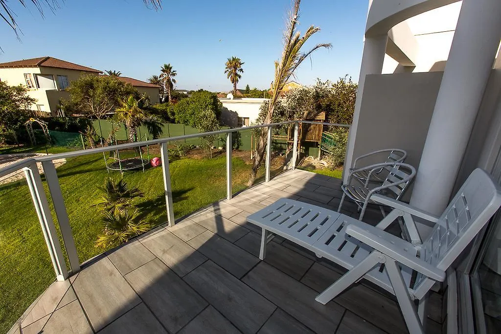 Apartment Lamabeach City Farm Cape Town South Africa